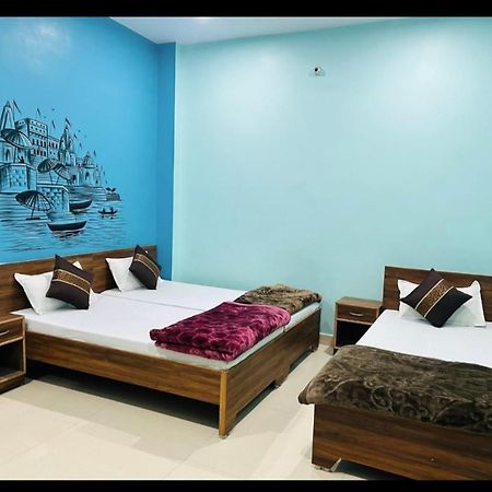 Lotus Paying Guest House 瓦拉纳西 外观 照片