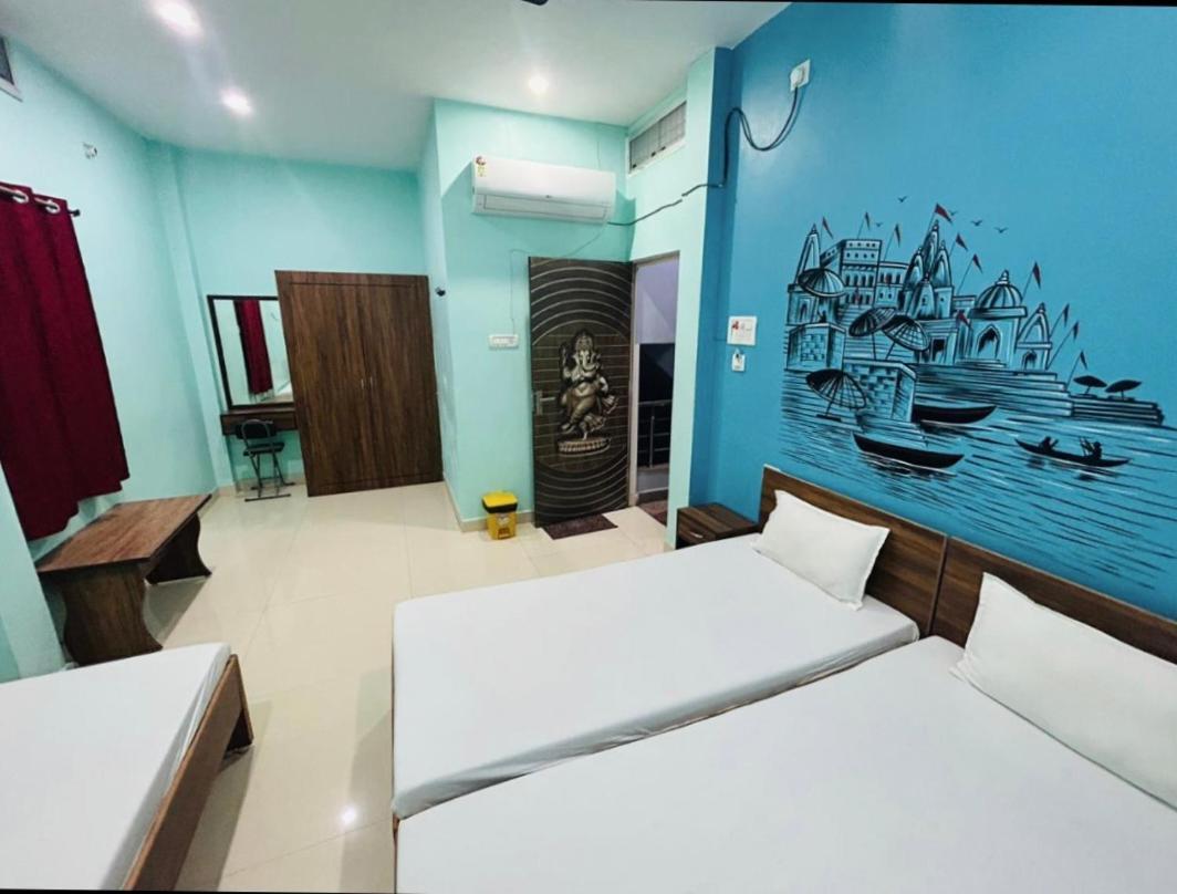 Lotus Paying Guest House 瓦拉纳西 外观 照片